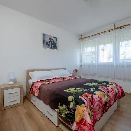 Bell Apartman *