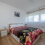Bell Apartment *